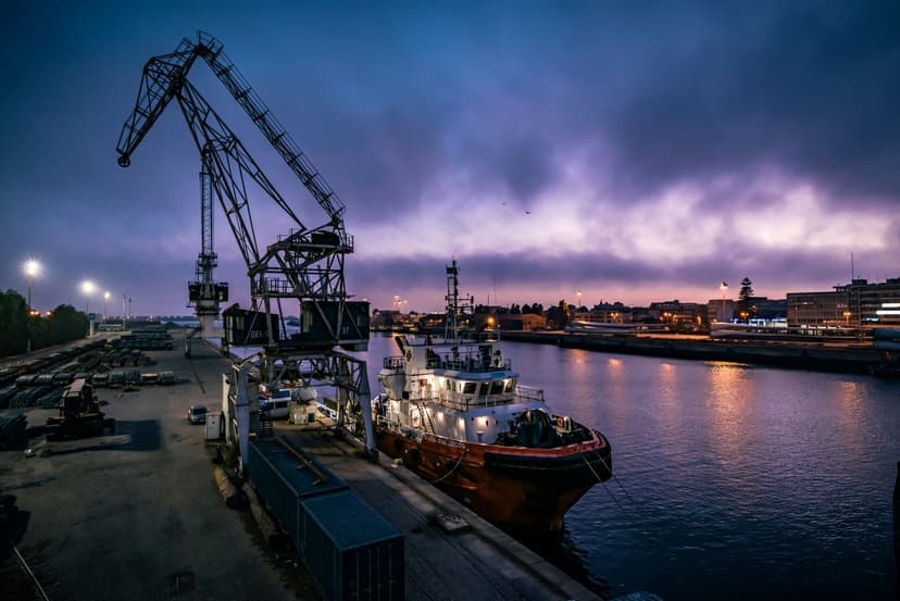 freight-ship